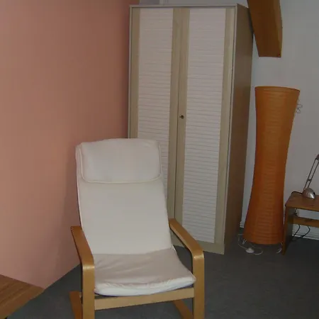Apartment Geraeumige Ferienwohnung In Ruhiger Lage *